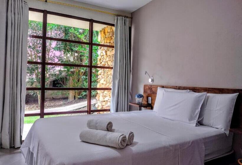 סוויטה, Pousada Zazen