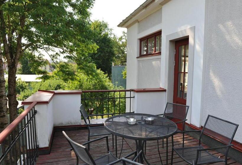 ویلای 1 خوابه با چشم‌انداز باغ, Villa Meri