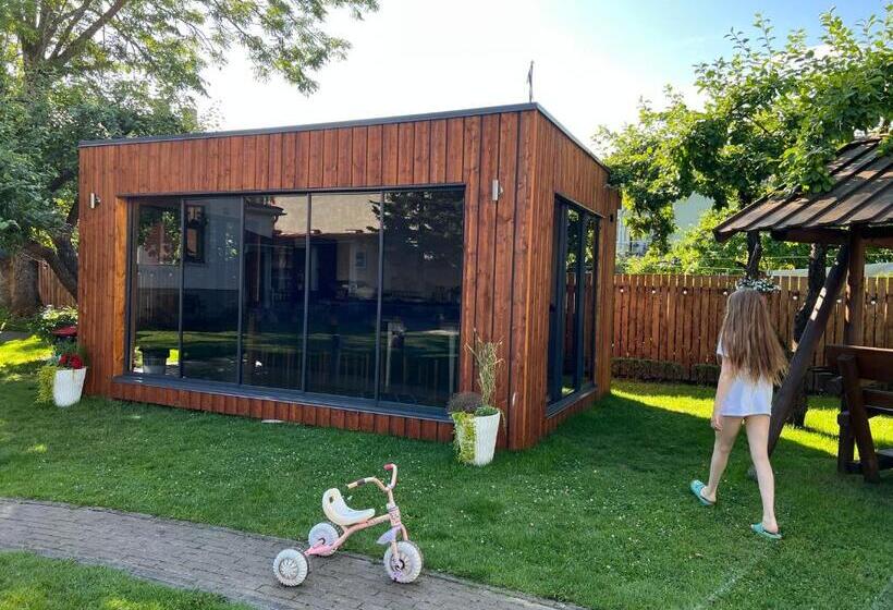 اتاق لوکس چهار تخته, Villa Meri