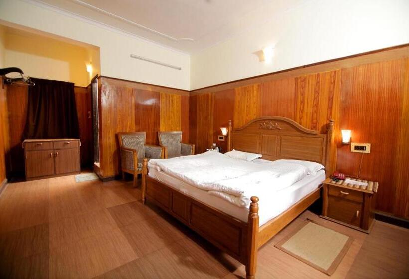 غرفة قياسية, Ashoka Naini Chalet