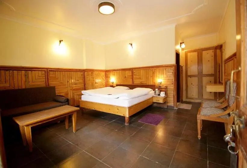 デラックスルーム, Ashoka Naini Chalet