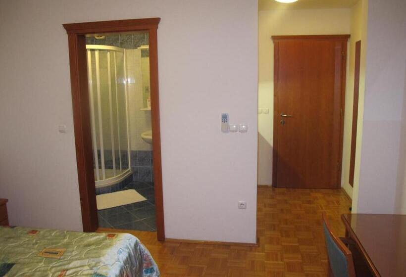 اتاق استاندارد, Apartment Sobe Ravbar