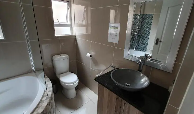 バス共有のスタンダードルーム, Beth El Guesthouse