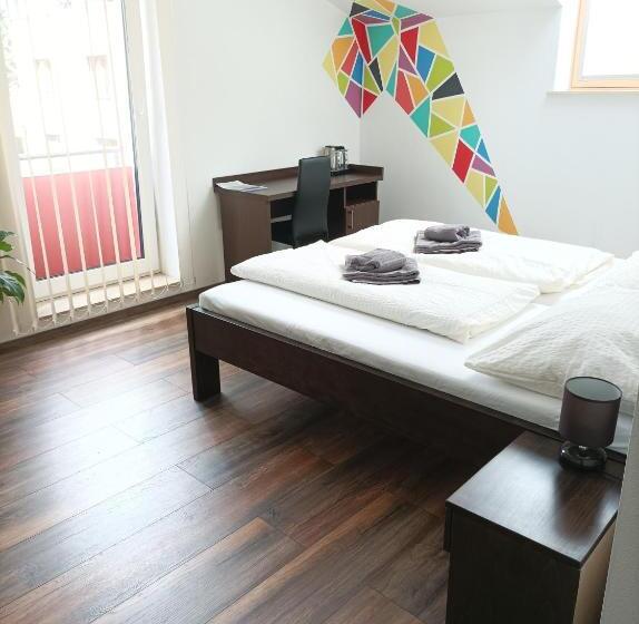 غرفة سوبيريور, Sentami