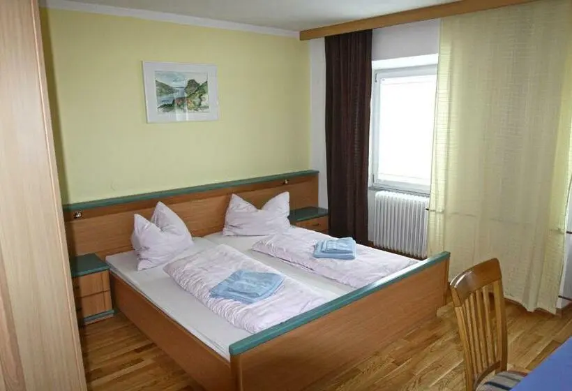Standard-huone, Stiftsgasthof Hochburg
