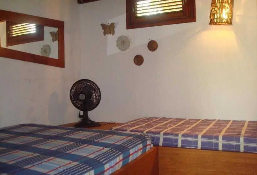 バス共有のスタンダードルーム, The Barra Grande Guesthouse & Hostel
