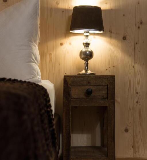 带1个卧室的豪华公寓, Arlberglife Ferienresort