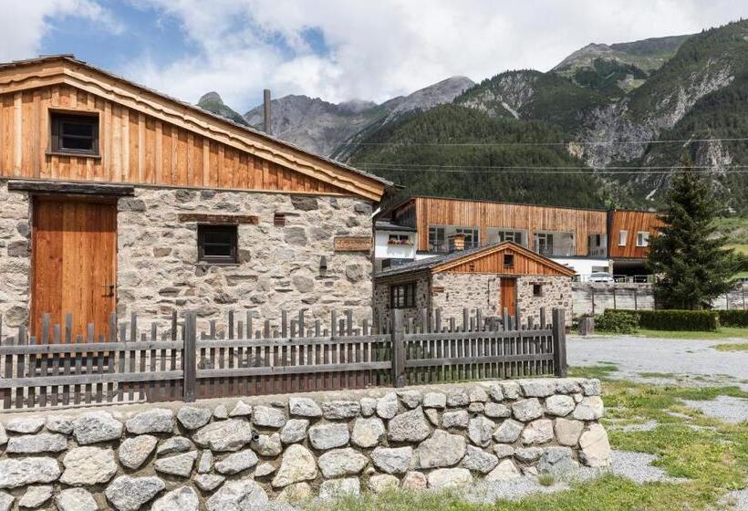 کلبه ییلاقی, Arlberglife Ferienresort
