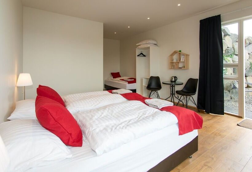 اتاق استاندارد سه نفره, Guesthouse Fludir