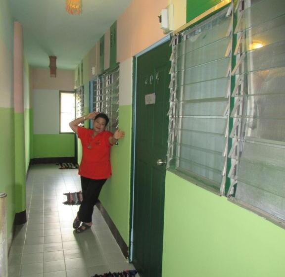 חדר סטנדרט חדר אמבטיה משותף, Jay Guesthouse And Restaurant