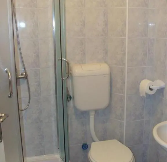 اتاق استاندارد با بالکن, Villa Cvet Rooms