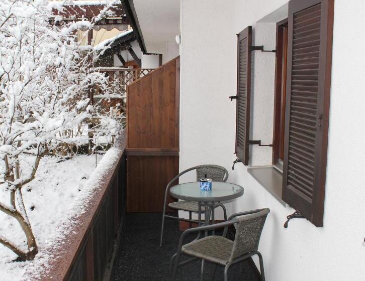 Номер Стандарт, Pension Alfenz