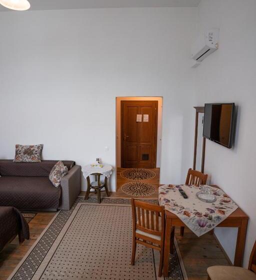 اتاق استاندارد سه نفره, Pensiunea Gasthaus Alte Post