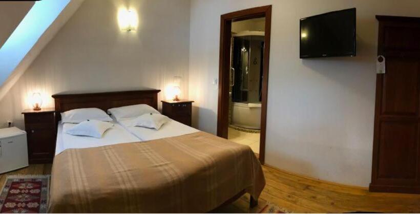 阁楼房, Pensiunea Gasthaus Alte Post