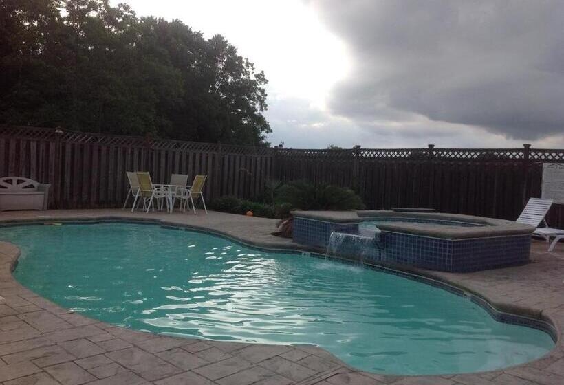 基本间, L'acadie Inn & Rv Park
