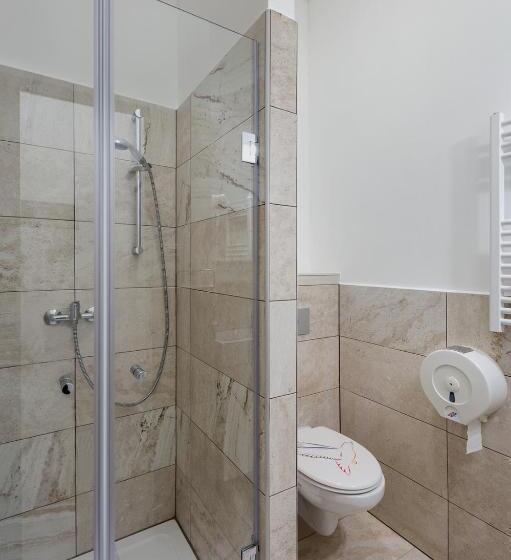 Basic Studio, Amber Gardenview Studios Downtown