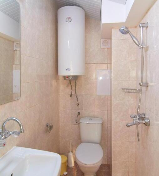 标准工作室带阳台, Batak Studio