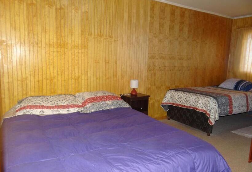 חדר סטנדרט לשלושה, Hostal Santa Fe