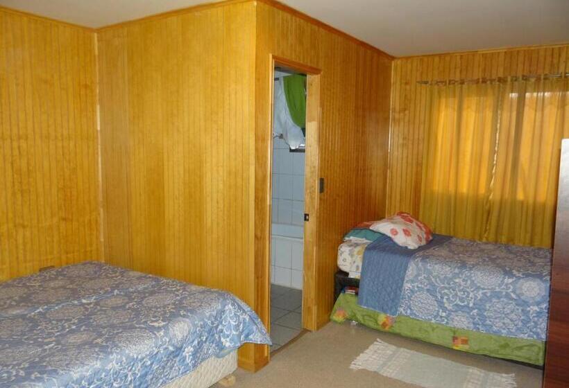 חדר סטנדרט לשלושה, Hostal Santa Fe