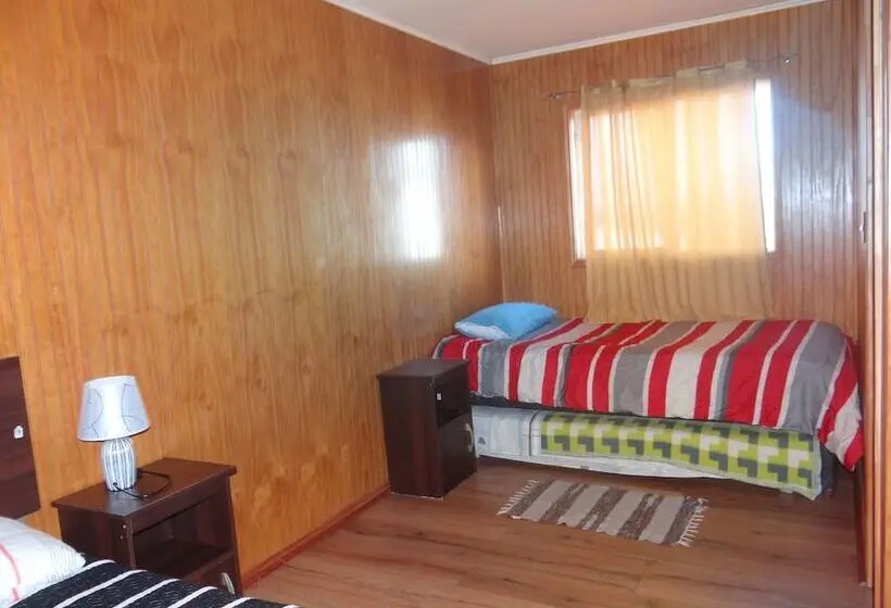 اتاق استاندارد سه نفره, Hostal Santa Fe