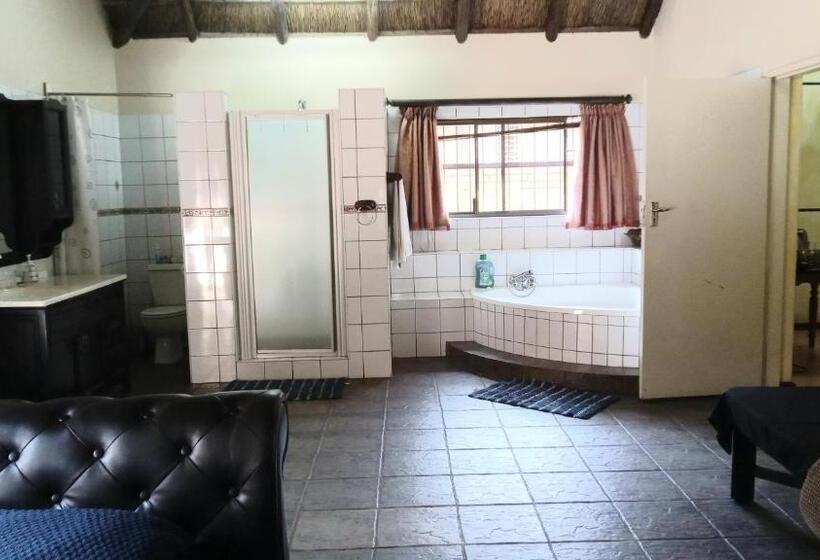 Номер Deluxe, Thatch Haven Guesthouse