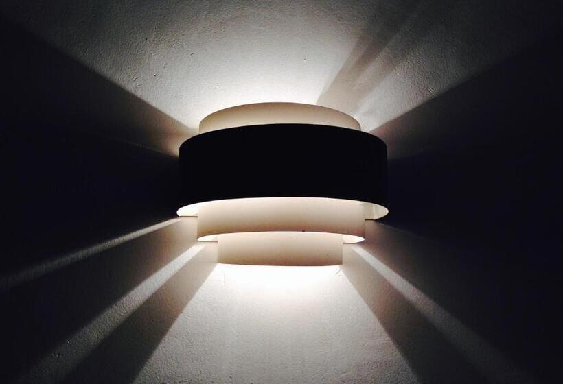 Juniorsvit Trädgårdsutsikt, The Summer Corridor   Kataragama