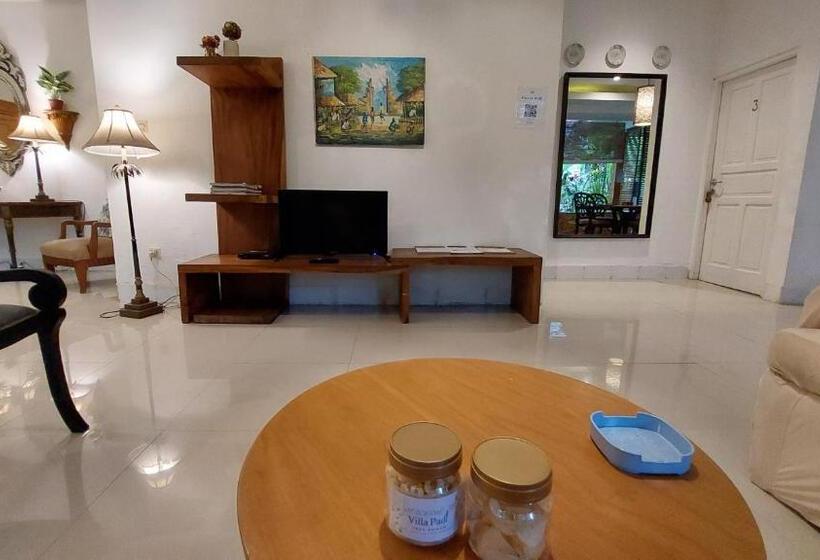 וילה דלוקס חדר שינה 1, Villa Padi Cangkringan