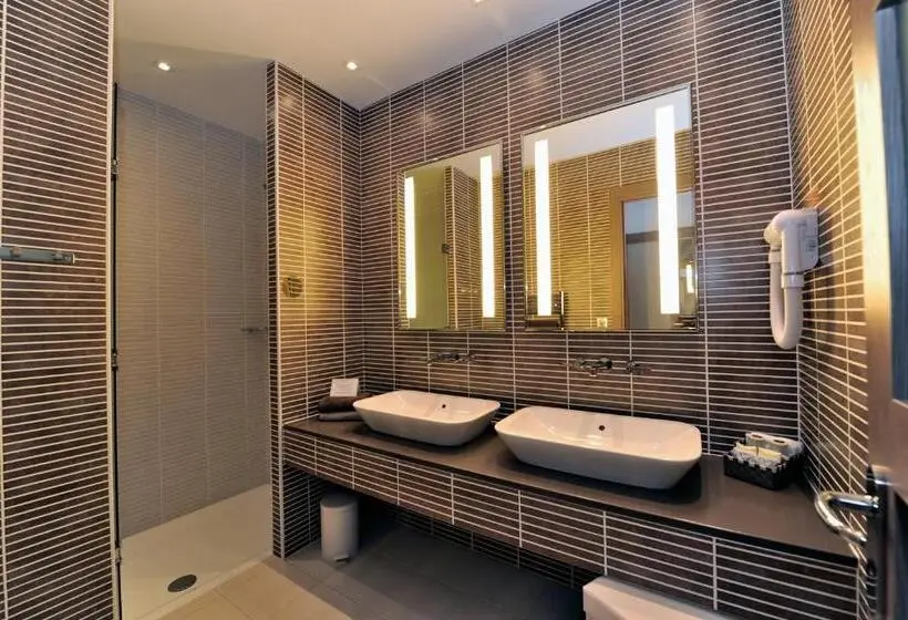 Superior-huone, Hôtel Au Logis Des Remparts