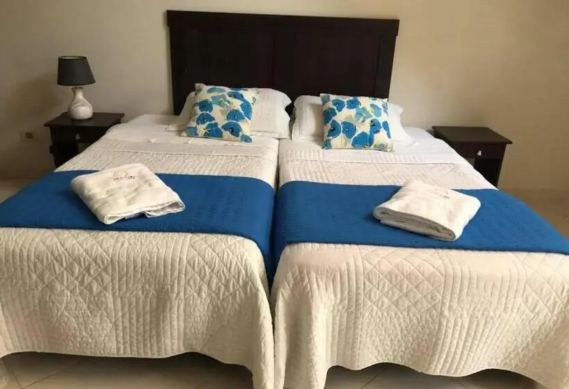 اتاق استاندارد چهار تخته, Sol De Luque Casa