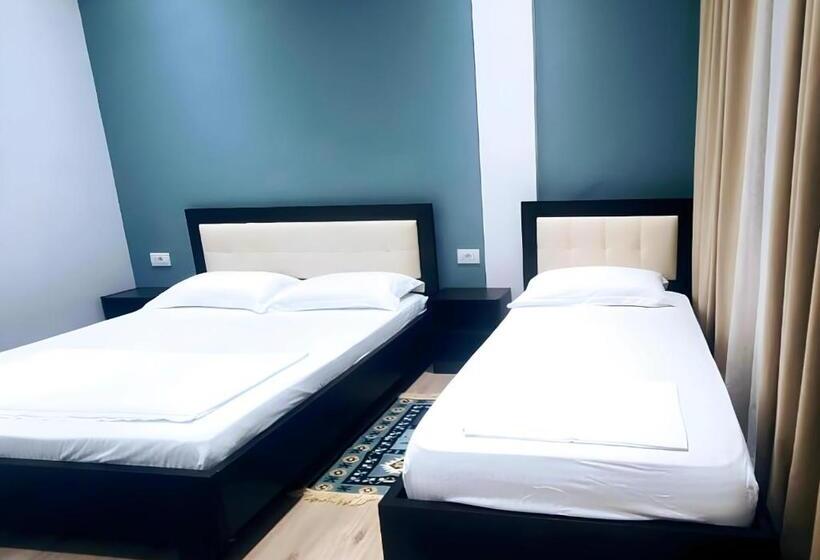 חדר משפחתי, Vila Lili Guest House   Berat