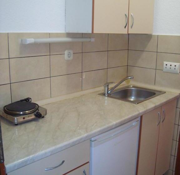 استودیو استاندارد با بالکن, Villa Afrodita