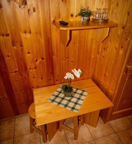 테라스가 있는 2 베드룸 아파트, Radics Panzió étterem és Pihenő Központ