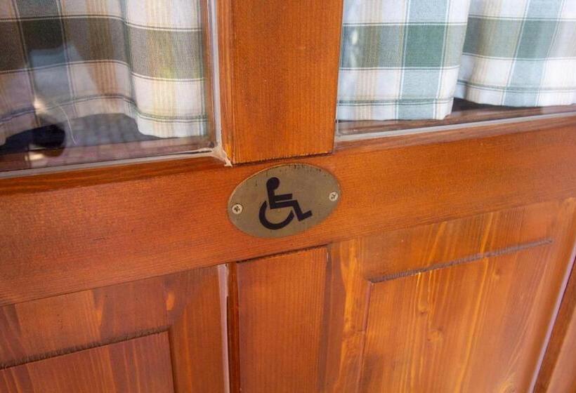 테라스가 있는 2 베드룸 아파트, Radics Panzió étterem és Pihenő Központ