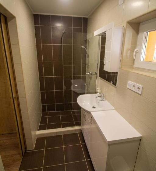 스탠다드 테라스 룸, Radics Panzió étterem és Pihenő Központ