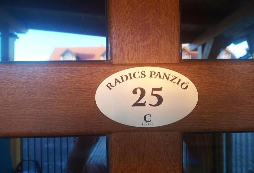 Номер Стандарт с Террасой, Radics Panzió étterem és Pihenő Központ