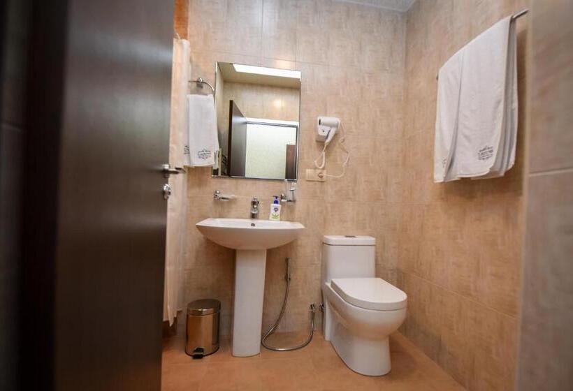 اتاق استاندارد سه نفره, Laguna