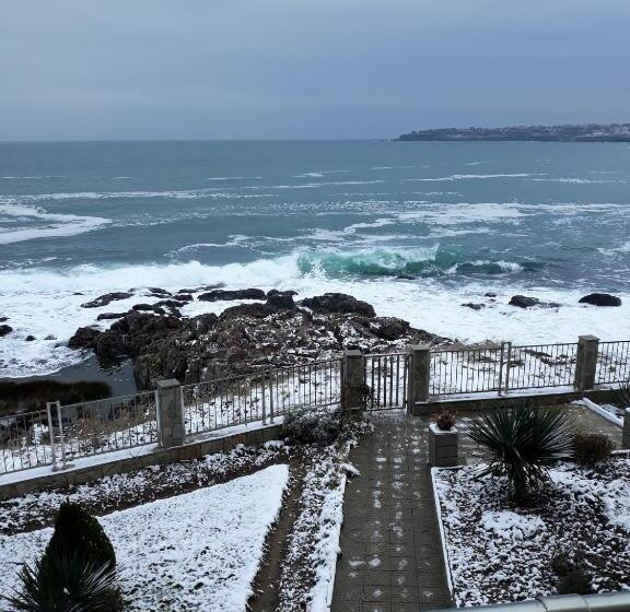 オーシャンビュースタンダードルーム, Guest House Skalite