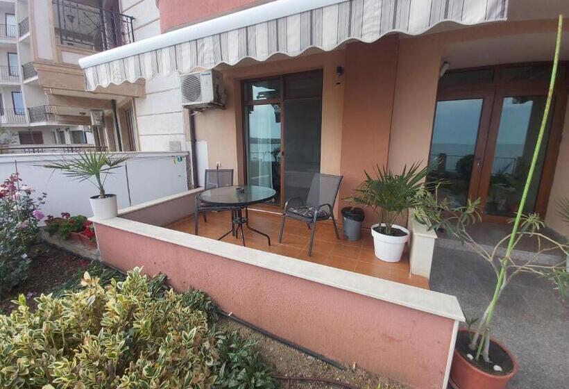 オーシャンビューバルコニー付スタンダードワンルーム, Guest House Skalite