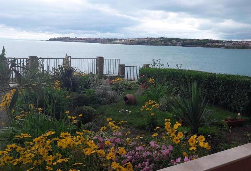 オーシャンビューバルコニー付スタンダードワンルーム, Guest House Skalite