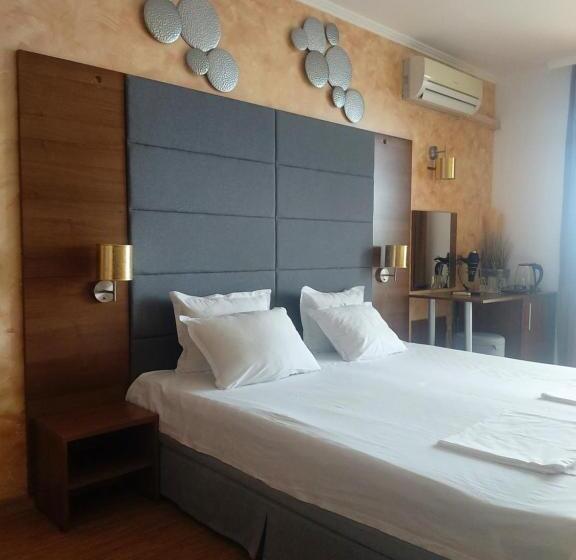 Номер Стандарт Вид на Море, Guest House Skalite