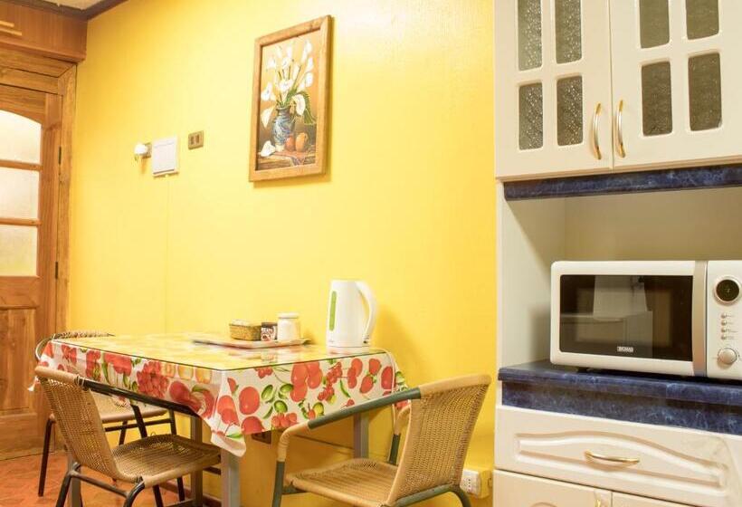 Eenvoudige Driepersoonskamer, Hostal Inthalassa Caldera
