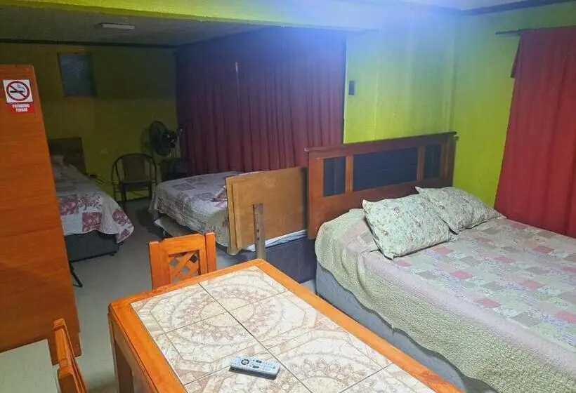 スーペリアファミリールーム, Hostal Inthalassa Caldera