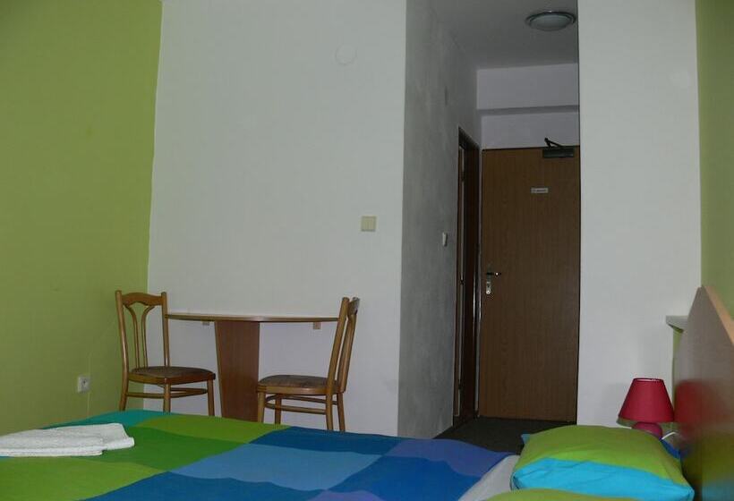 标准间, Penzion Agrothermal