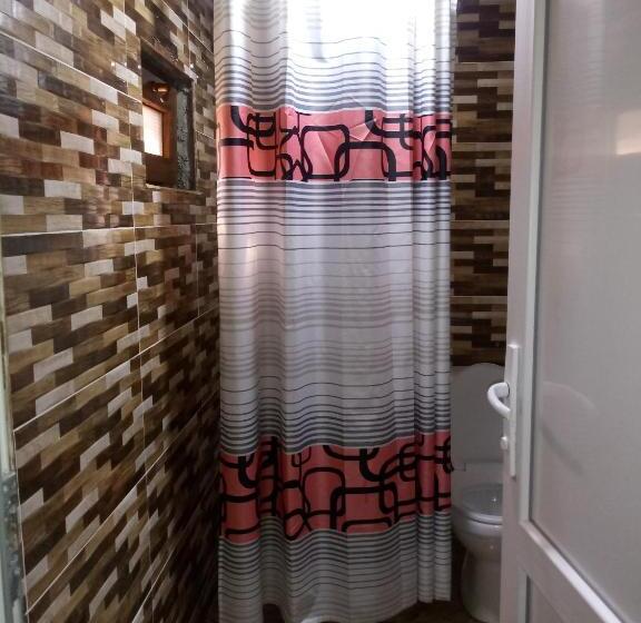 اتاق استاندارد چهار تخته, Tamar Guest House