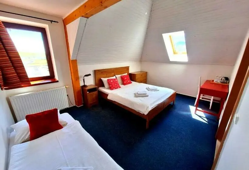 スイート, Vila Fenix B&b