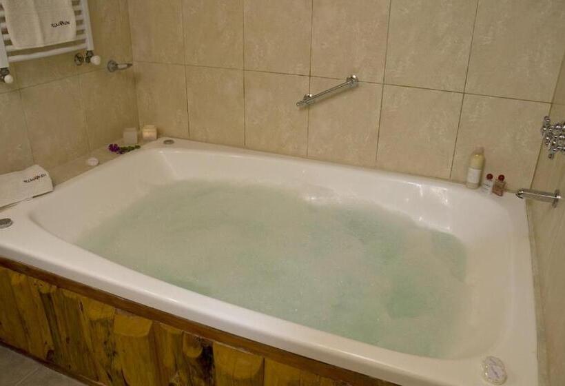 إستوديو قياسى, Pillmayken Apart&spa Mar De Las Pampas