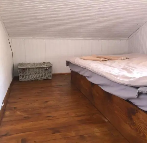 Duplex-huone, александрова вила 1