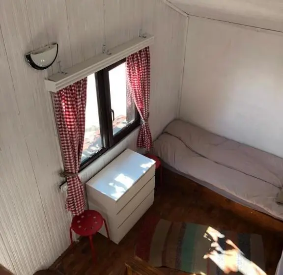 Duplex-huone, александрова вила 1