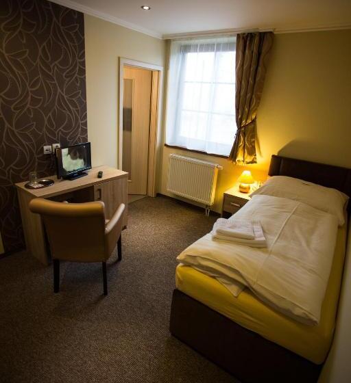 חדר קומפורט יחיד, Ferdinand Penzion