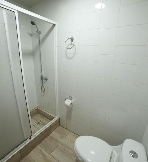 デラックスルーム, Hostel Moreno